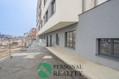 Pronájem obchodní prostory, 507 m2 - Praha - Modřany, cena 250 CZK / m2 / měsíc, nabízí Personal Reality