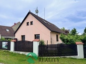 Prodej, rodinný dům 2x 3+1 se zahradou 554m2, Vodňany - Pražák, cena 6300000 CZK / objekt, nabízí 