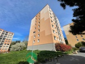 Pronájem, byt 3+1, Libčice nad Vltavou, ul. Pod Saharou, cena 21000 CZK / objekt / měsíc, nabízí Personal Reality