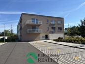 Pronájem bytu 1+kk 36 m2, Chlumec nad Cidlinou IV, cena 13000 CZK / objekt / měsíc, nabízí 