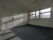 Pronájem, Kanceláře, 31 m2 - Praha - Žižkov, cena 5890 CZK / objekt / měsíc, nabízí 