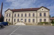 Prodej administrativní budovy se třemi byty, Zliv, cena cena v RK, nabízí