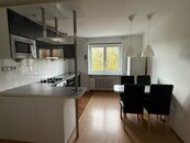 Pronájem bytu 2+1 na ulici Lískovecká ve Frýdku Místku, cena 13000 CZK / objekt / měsíc, nabízí 