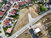 Prodej zasíťovaného stavebního pozemku 1 237m2, Hřebeč u Kladna, cena 7900000 CZK / objekt, nabízí 