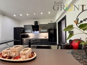 Prodej bytu 3+kk s balkónem, Cihelní, Karviná - Nové Město, cena 3450000 CZK / objekt, nabízí 