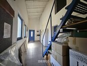 Obchodní a skladovací prostory v Řepově, cena 15000 CZK / objekt / měsíc, nabízí DRINK - REALITNÍ KANCELÁŘ