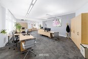 Pronájem samostatných kanceláří v centru Mladé Boleslavi, cena 3550 CZK / objekt / měsíc, nabízí 