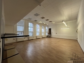 Pronájem, Prostory a objekty pro obchod a služby, Hodonín, cena 10000 CZK / objekt / měsíc, nabízí 