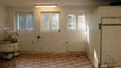 Pronájem, Skladové prostory, Střelice, cena 18000 CZK / objekt / měsíc, nabízí REALITNÍ AGENTURA PRORADOST