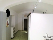 Pronájem, Areál pro podnikání, Slaný, cena 7500 CZK / objekt / měsíc, nabízí REALITY PRORADOST