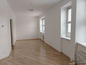 Pronájem, Byt 1+kk, Znojmo, cena 11000 CZK / objekt / měsíc, nabízí 