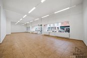 Pronájem, Prostory a objekty pro obchod a služby, Pardubice, cena 45000 CZK / objekt / měsíc, nabízí 