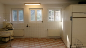 Pronájem, Skladové prostory, Střelice, cena 15000 CZK / objekt / měsíc, nabízí 