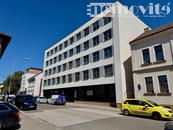 Pronájem kancelářských prostor v administrativní budově - Hradec Králové - Pražské Předměstí, cena 160 CZK / m2 / měsíc, nabízí nemovite