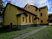 Exkluzivně nabízíme na prodej vícegenerační dům s možným podnikáním, Louny, cena cena v RK, nabízí