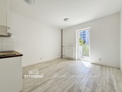 Pronájem bytu 1+kk, 21 m2 v ulici Pod Všemi svatými v klidné části Plzeň-Roudná, cena 9490 CZK / objekt / měsíc, nabízí BYTY Západ, s.r.o.