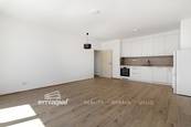 Pronájem bytu 2+kk velikosti 60 m2 s balkonem 9 m2 ve 2.NP budovy v Triangl Living Parku v Plzni, cena 16400 CZK / objekt / měsíc, nabízí 