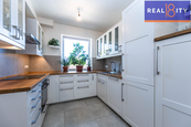 Prodej, Rodinný dům, Holubice, cena 13900000 CZK / objekt, nabízí Reality18