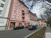 Pronájem, Byt 4+1, Karlovy Vary, cena 18000 CZK / objekt / měsíc, nabízí NADIN REALITY