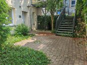 Pronájem, Prostory a objekty pro obchod a služby, Židlochovice, cena 12000 CZK / objekt / měsíc, nabízí 