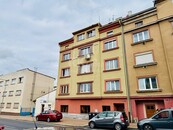 Prodej bytu, po kompletní rekonstrukci, 125 m2, 4+1, 2x sklep, 3. patro, ul. Žižkova - Cheb, cena 3950000 CZK / objekt, nabízí