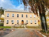 Pronájem bytu 3+1, 100m2, po rekonstrukci, parkovací stání, 1.patro, Lesní ulice - Mariánské Lázně, cena 15500 CZK / objekt / měsíc, nabízí 