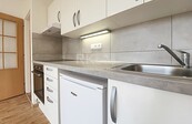 Pronájem bytu 1+1, 30m2, Odolena Voda, ulice V Malém háji, cena 13900 CZK / objekt / měsíc, nabízí 