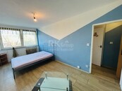 Prodej světlého bytu 2+kk, 29 m2, OV v žádané části Prahy 9 - Hloubětín., cena 4990000 CZK / objekt, nabízí RK Group realitní kancelář
