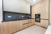 Prodej bytu po rekonstrukci 2+1, Praha 8-Libeň, cena 8130000 CZK / objekt, nabízí RK Group realitní kancelář