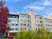 Prodej prostorného bytu 3+1, 102 m2, se dvěma lodžiemi a sklepem - ul. Stavbařů, Mariánské Lázně, cena 4900000 CZK / objekt, nabízí RK Group realitní kancelář