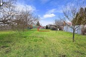 Prodej, pozemk určený k výstavbě Břeclav, U Letiště , příjezdová cesta zajištěna břemenem, CP:1065m2, cena 1575000 CZK / objekt, nabízí 