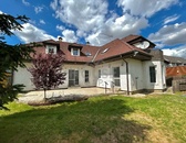 Prodej vily 310 m2, na pozemku 856 m2, v obci Zeleneč, cena 14990000 CZK / objekt, nabízí