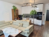 Prodej bytu 2+kk, garáž, terasa, 64 m2, Praha 9 - Vysočany., cena 12950000 CZK / objekt, nabízí House ViP, s.r.o.