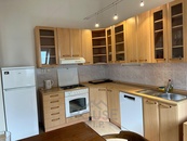 Prodej bytu 2+kk, 70 m2, Praha 2 - Nové Město., cena 11400000 CZK / objekt, nabízí House ViP, s.r.o.