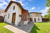 Prodej rodinného domu 239 m2 se zahradou v Kostelci nad Černými lesy, cena 6980000 CZK / objekt, nabízí 