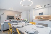 Pronájem bytu 3+kk 85 m2 s lodžií 4,7 m2, cena 39500 CZK / objekt / měsíc, nabízí 