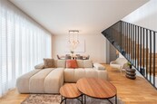 Prodej řadového rodinného domu 5+kk o výměře 152 m2 se zahradou 92 m2, cena 16214200 CZK / objekt, nabízí 