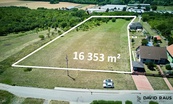 Prodej rozlehlého pozemku k výstavbě v Medlově, 16 353 m2