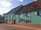 Bytový dům s komerčními prostory Rosice, ul. 1. Máje, cena 39000000 CZK / objekt, nabízí CENTURY 21 Bonus Brno