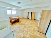 Pronájem ubytování vhodného pro studenty , cena 12000 CZK / objekt / měsíc, nabízí 
