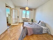 OV 3+1 Vsetín, ul. Družstevní, CP 72 m2, 3.NP/3, cihla, sklep, balkon, nová koupelna, cena 3270000 CZK / objekt, nabízí 