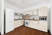 Světlý byt 2+kk, 47 m2, Brno - Nový Lískovec, ul. Svažná, cena 6300000 CZK / objekt, nabízí 