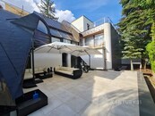 Prodej nadstandardní designové vily: Nemovitost, která definuje úspěch, cena 88000000 CZK / objekt, nabízí CENTURY 21 Bonus Brno