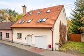 Prodej nadstandardního řadového RD 6+1 se saunou a bazénem - Slaný, cena 13400000 CZK / objekt, nabízí CENTURY 21 Bonus Brno