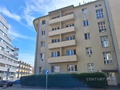 Klidné bydlení s výhledem do zeleně: Pronájem 2+kk s lodžií, Brno - Staré Brno