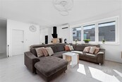 Prodej bytu 2+kk, OV, 60,5 m2 + balkon 6,1 m2, Modřice, Bobravská
