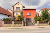 Rodinný dům 6+1 se zahradou a potenciálem dvou bytových jednotek - Sehradice u Luhačovic, cena 6477000 CZK / objekt, nabízí 