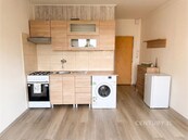 2+kk v centru Ústí | 37 m2 | výtah, sklep, spotřebiče | ihned volný, cena 12000 CZK / objekt / měsíc, nabízí 