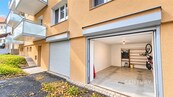 NA PRODEJ GARÁŽ BRNO - VELETRŽNÍ, EL. VRATA, ELEKTŘINA, VODA, TOPENÍ, cena 1590000 CZK / objekt, nabízí CENTURY 21 Bonus Brno