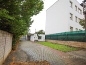 Pronájem parkovacího stání, Hapalova, Brno, cena 1500 CZK / objekt / měsíc, nabízí 